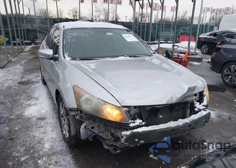 2011 Honda Accord 2.4 Se из США, поврежденный, VIN 1HGCP2F69BA063662